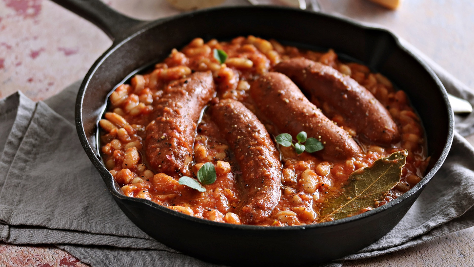 Bean stew with sausage